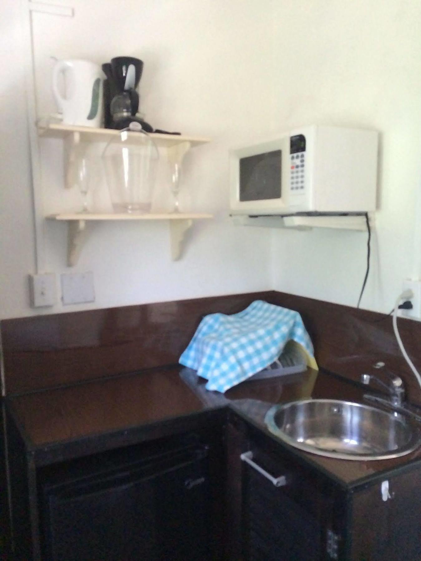 Vicky'S Keys Hostel Upper Princeʼs Quarter Buitenkant foto